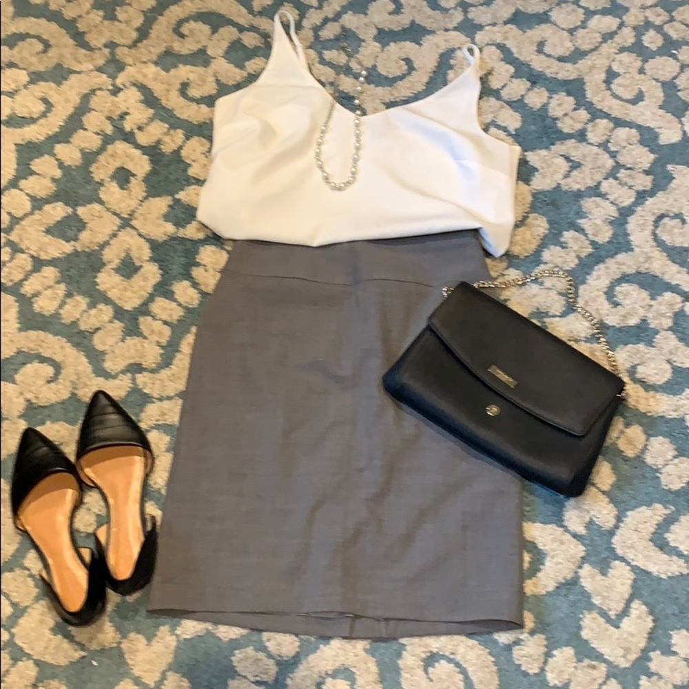 Banana Republic Medium Gray Skirt - 0